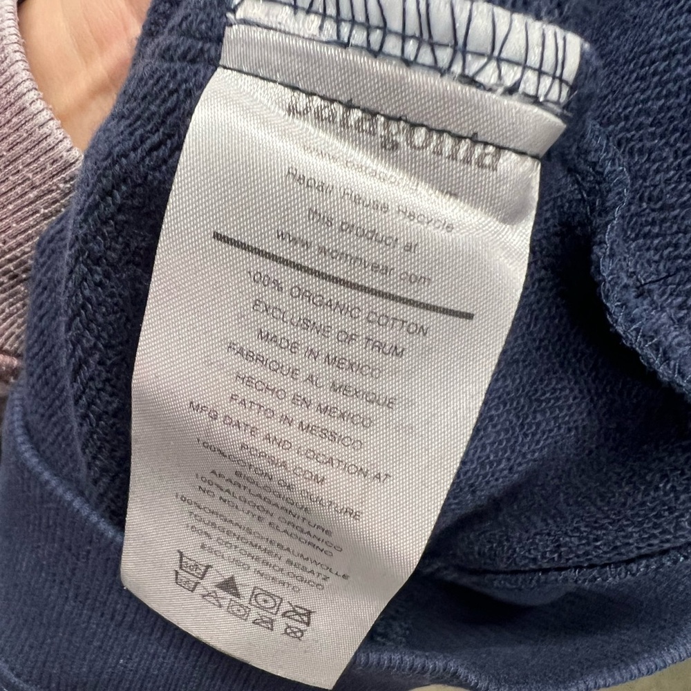 Patagonia Pullover Navy Hooded Sweatshirt Size L - Picture 5 of 5